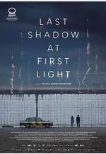 曙光初現時的最後陰影 Last Shadow at First Light線上看